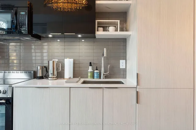 Additional image 27 of 6 Parkwood Ave Unit 303