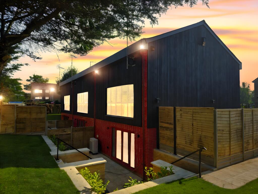 Additional image 4 of The Hill, Wheathampstead, St. Albans, Hertfordshire, AL4