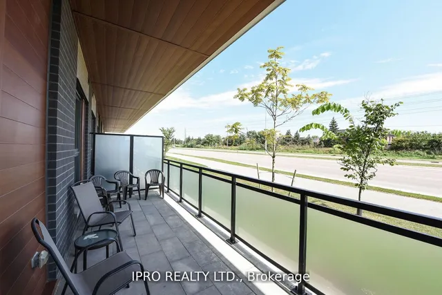 Additional image 17 of 95 Dundas St W St Unit 004