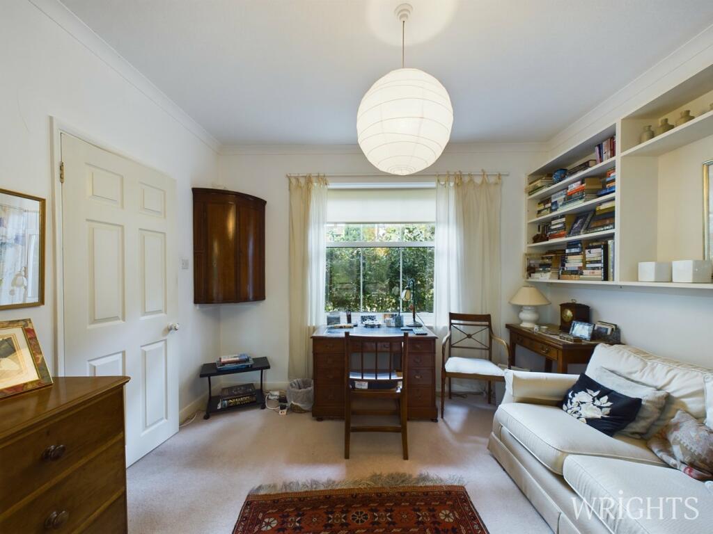 Additional image 9 of Woodland Rise, Welwyn Garden City, AL8