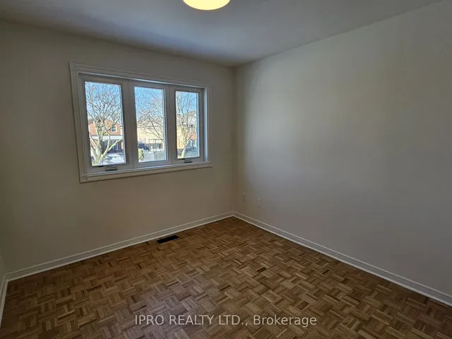 Additional image 27 of 23 Woodlot Cres