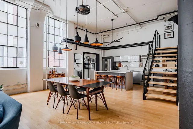 Additional image 9 of 245 Carlaw Ave Unit 210A