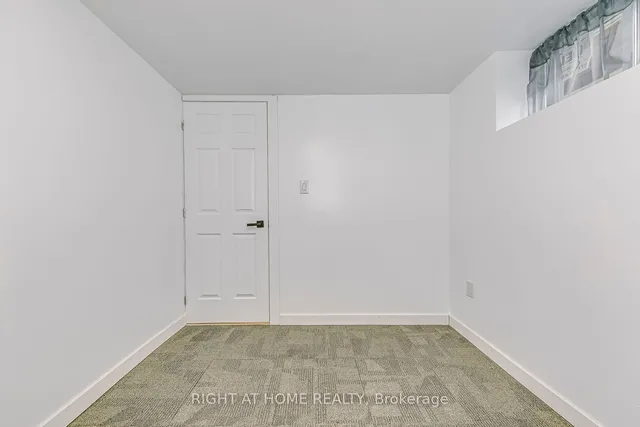 Additional image 35 of 77 Hope Ave