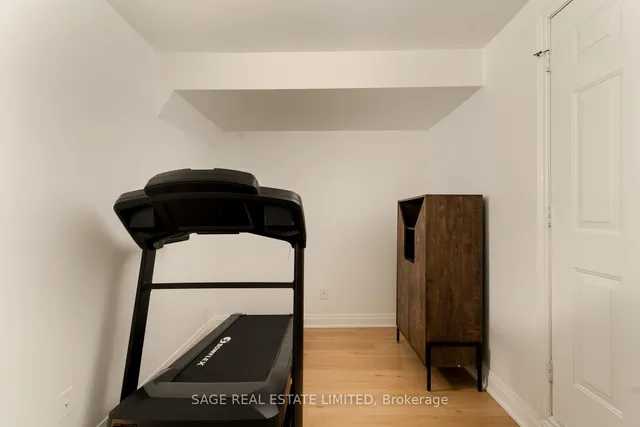 Additional image 31 of 35 Massey St Unit 4