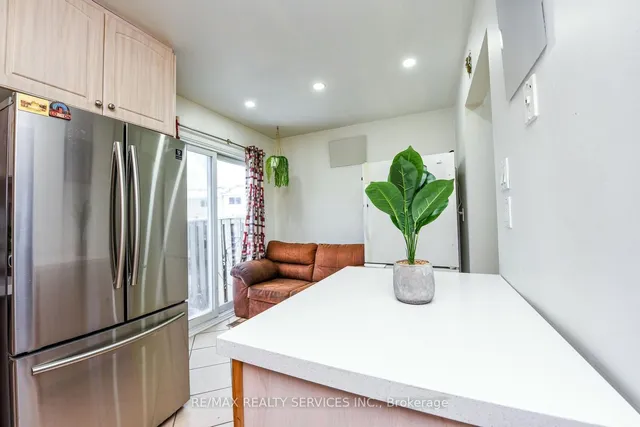 Additional image 10 of 70 Morley Cres Unit 70