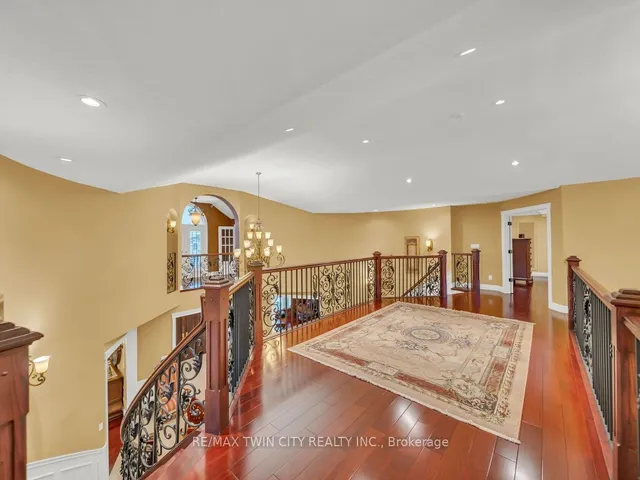 Additional image 16 of 26 Paddock Crt