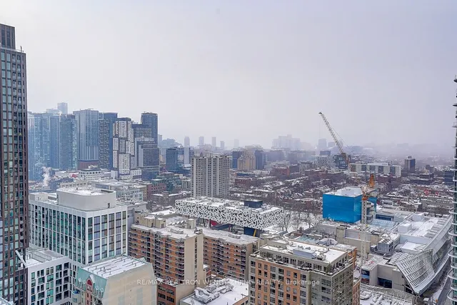 Additional image 30 of 488 University Ave Unit 2012