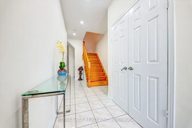 Additional image 5 of 51 Knowles Dr