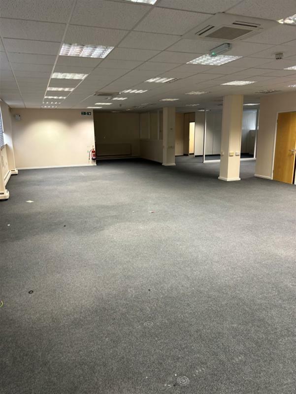 Additional image 3 of Dolphin House, Hendford, Yeovil, Somerset, BA20 1TQ