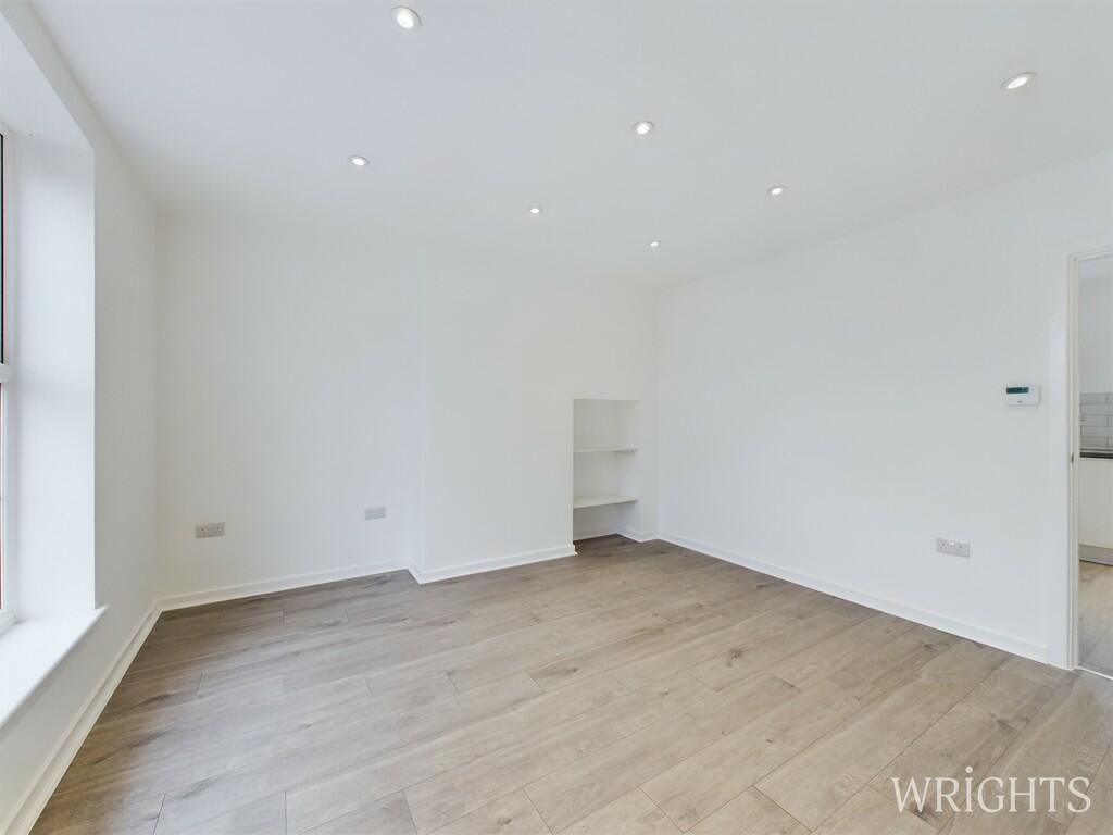 Additional image 4 of Holwell Road, Welwyn Garden City