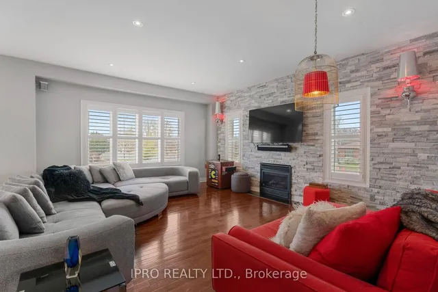 Additional image 18 of 2 George Mckenzie Crt