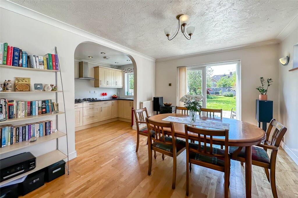 Additional image 4 of Oakwood Drive, St. Albans, Hertfordshire, AL4