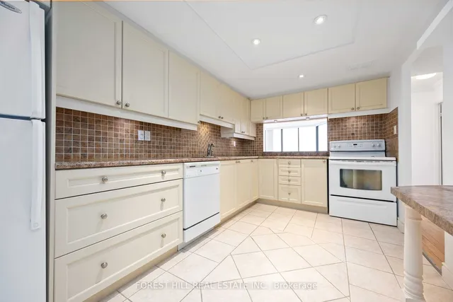 Additional image 21 of 2350 Bridletowne Circ Unit 1004