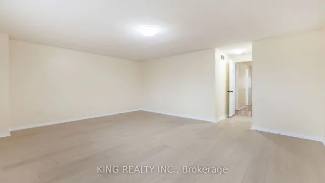 Additional image 16 of 8 Hummingbird Crt