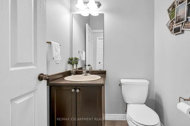 Additional image 17 of 31 Showcase Dr