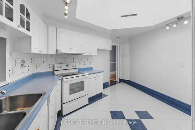 Additional image 8 of 2010 Islington Ave Unit PH 4