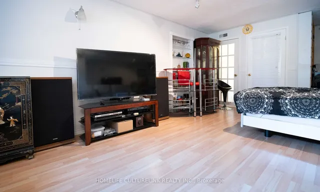 Additional image 19 of 48 Tidworth Sq