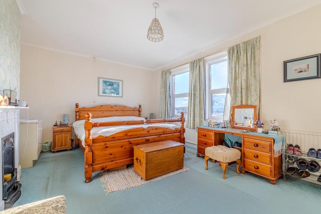 Additional image 17 of Central Wells