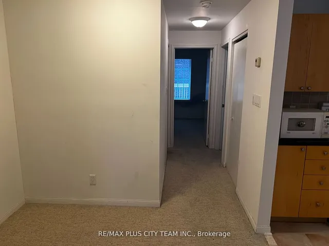 Additional image 5 of 11 Niagara St Unit Th42