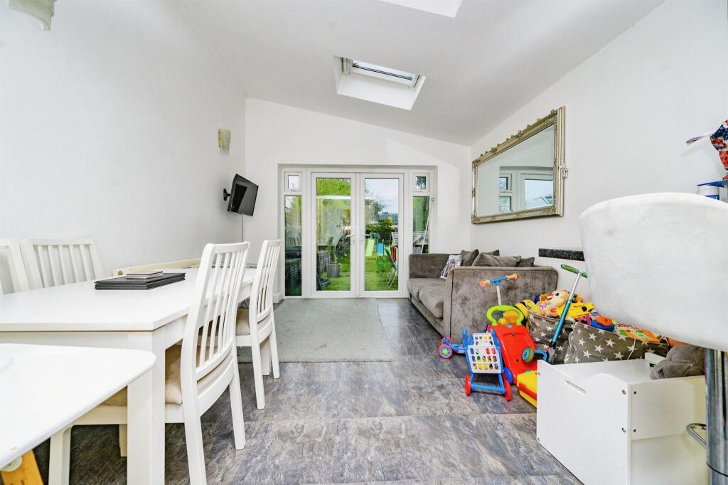 Additional image 6 of Hopkins Crescent, Sandridge, St. Albans