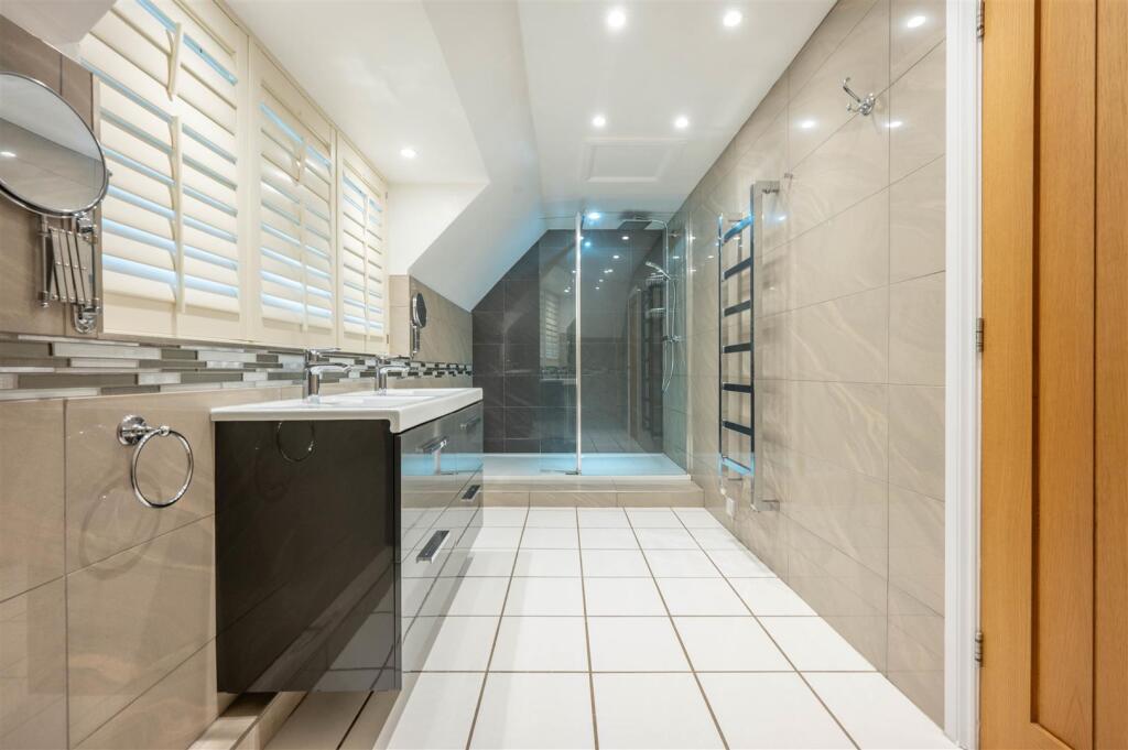 Additional image 22 of Station Road, Henley-In-Arden