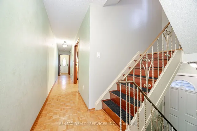 Additional image 11 of 171 Montrose Ave