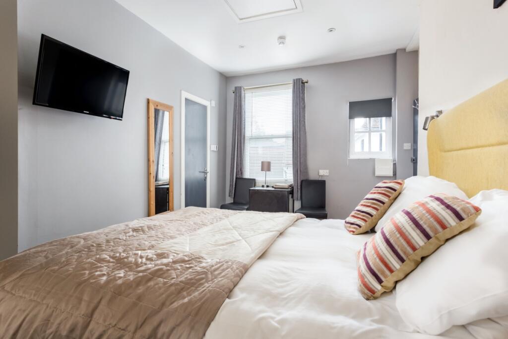 Additional image 10 of Holywell Hill St. Albans AL1