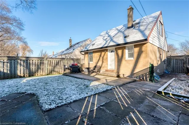 Additional image 31 of 18 Martha St