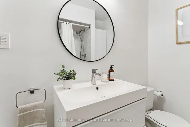 Additional image 30 of 201 Rosslyn Ave