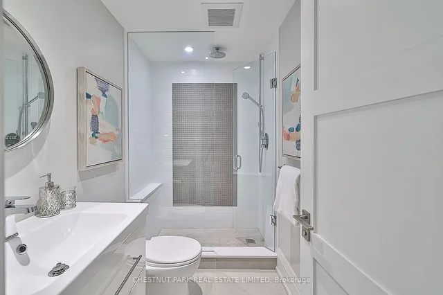 Additional image 33 of 229 Douglas Ave