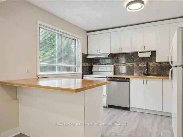 Additional image 8 of 18 Thirty Third St