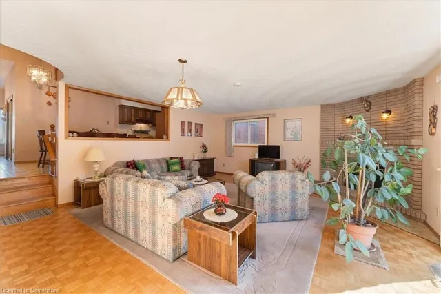 Additional image 28 of 17 Colgate Crt