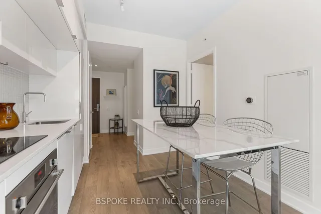 Additional image 12 of 185 Roehampton Ave Unit 2912