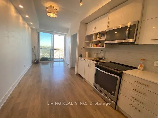 Additional image 4 of 128 Fairview Mall Dr Unit 806