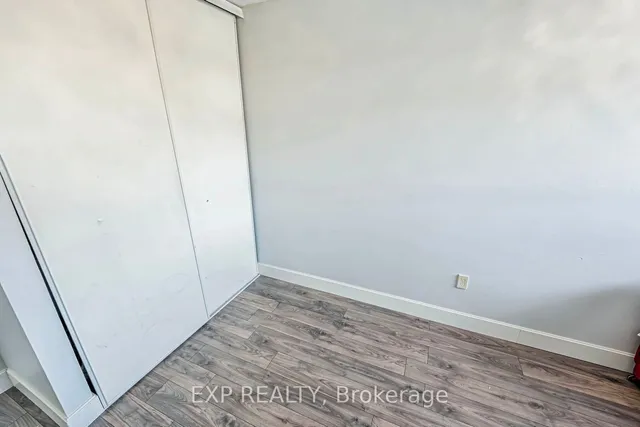 Additional image 24 of 112 Collins Cres Unit 111
