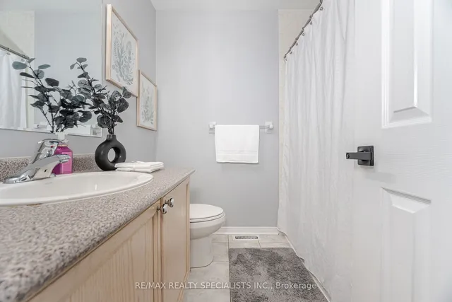 Additional image 26 of 14 Bernard Ave