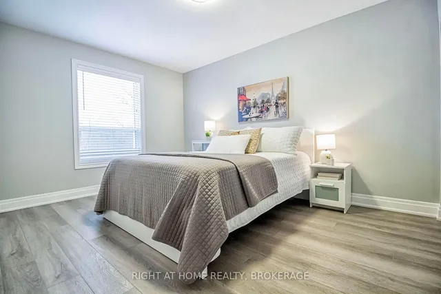 Additional image 23 of 46 L'Amoreaux Dr