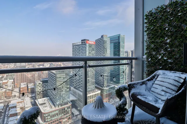 Additional image 18 of 15 Iceboat Terr Unit PH01