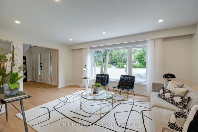 Additional image 4 of 116 Scarboro Cres