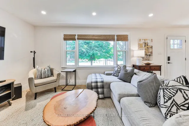 Additional image 13 of 319 Townsend Ave