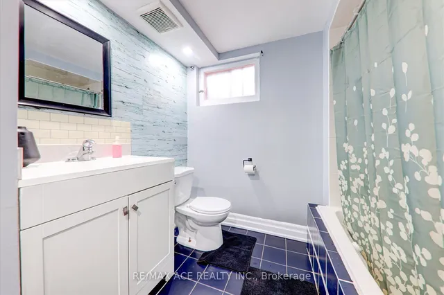 Additional image 27 of 121 Cultra Sq