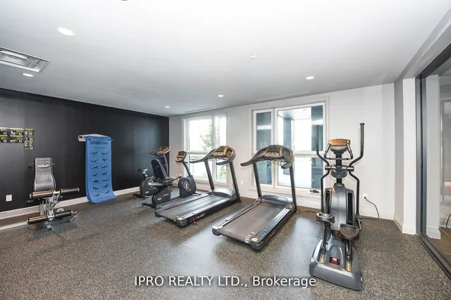 Additional image 23 of 95 Dundas St W St Unit 004