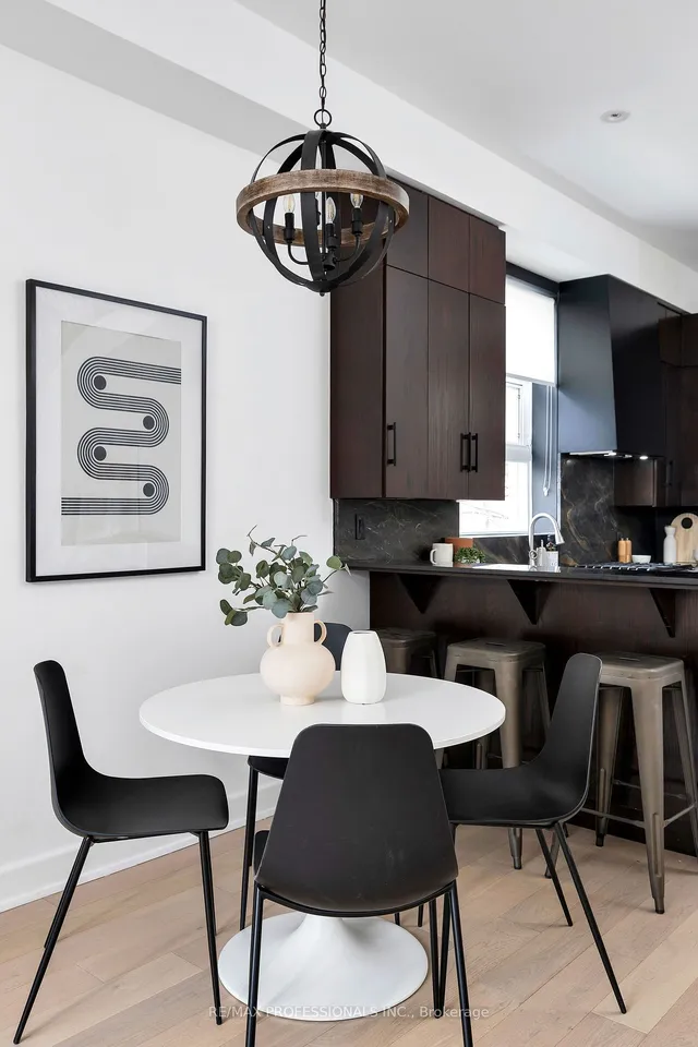 Additional image 11 of 235 Medland St Unit 207