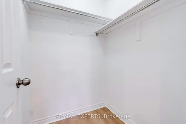 Additional image 17 of 174 Powell Dr