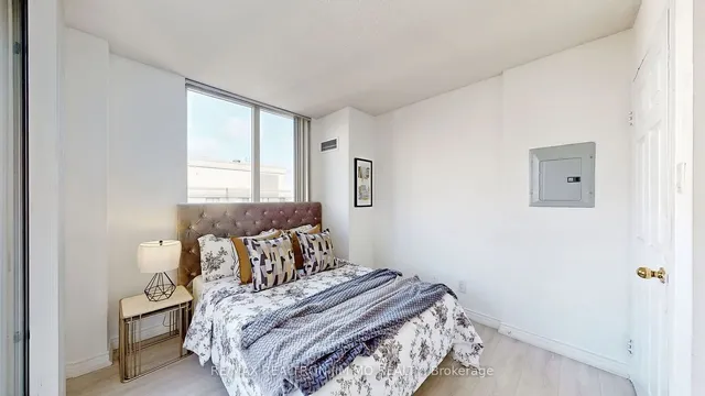 Additional image 24 of 256 Doris Ave Unit 2002