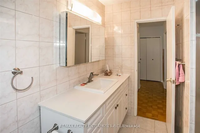 Additional image 33 of 54 Rabbit Lane