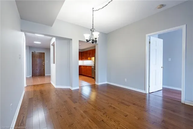 Additional image 29 of 4000 Creekside Dr Unit 207