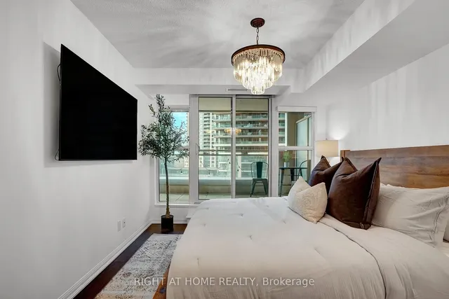 Additional image 30 of 35 Bastion St Unit 809