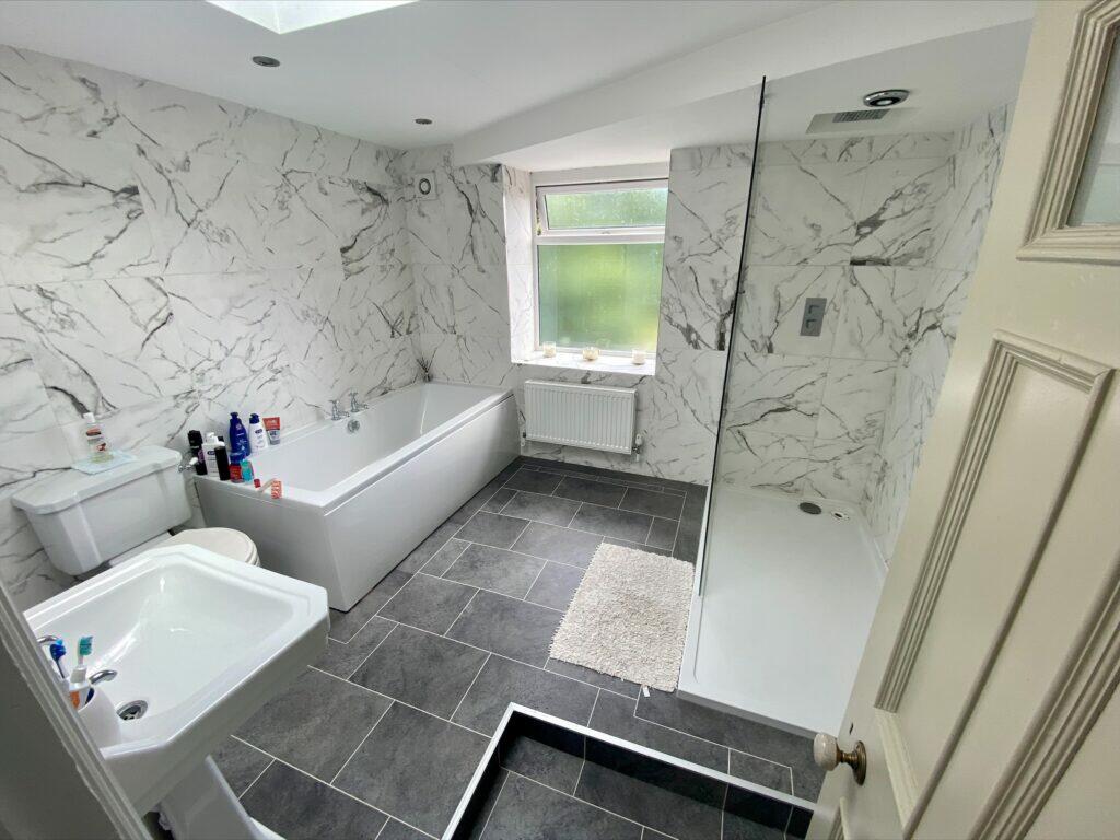 Additional image 15 of 41-47 Burnley Road, Padiham, BB12 8BY