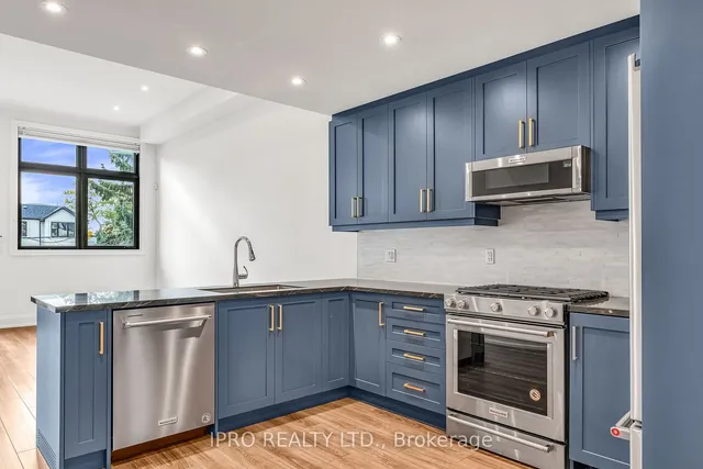 Additional image 8 of 323 Mortimer Ave